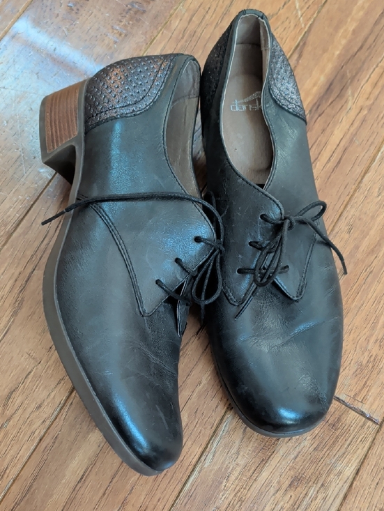Dansko Shoes - Dankso Louise Academia Black Lace-Up Low Heel Oxfords